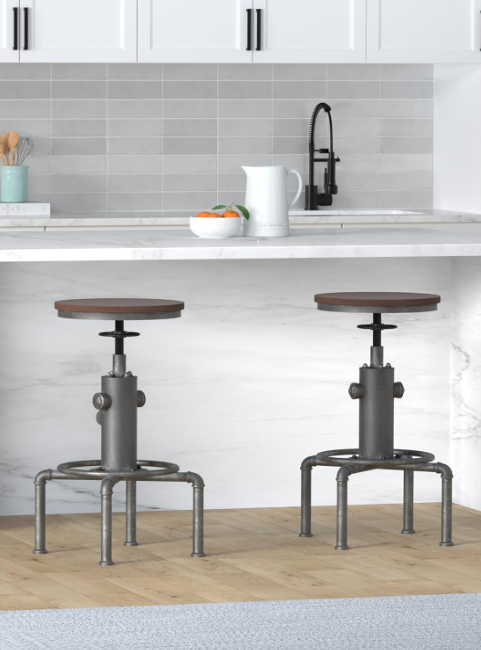 Tabouret bar Topower style industriel avec tuyaux métal et assise bois design vintage